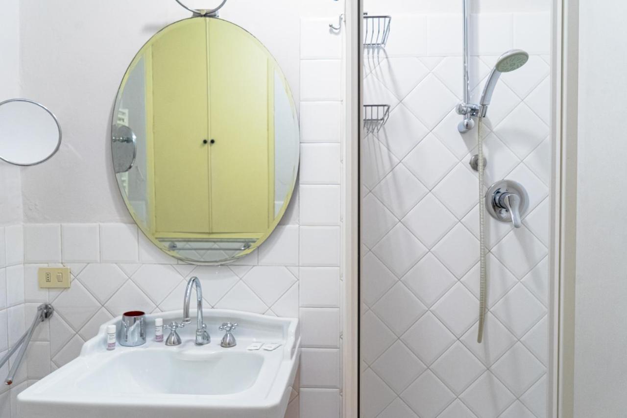 Elegant Apartment Near Piazza Della Signoria فلورنس المظهر الخارجي الصورة